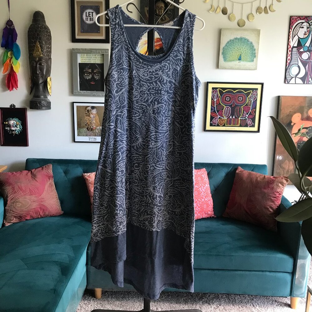 MOD O DOC size M Blue Batik Floral Knit Sleeveless Hi-Lo Midi Dress
